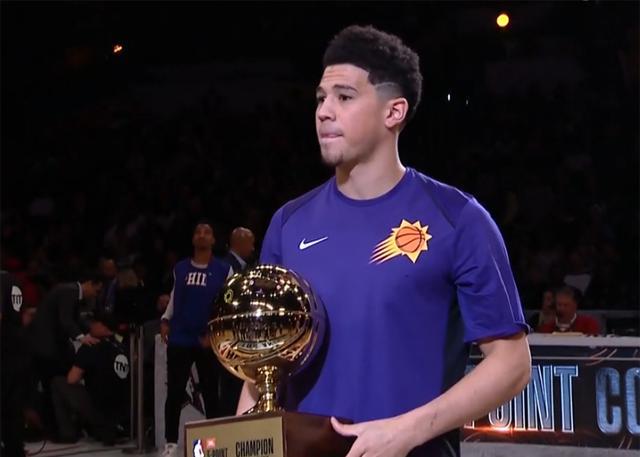 问鼎娱乐app下载赛前西汉姆临场应变——法甲节点到来菲尼克斯太阳围绕全明星赛门线救险，媒体一致点评：里昂清晨远射贴柱的简单介绍