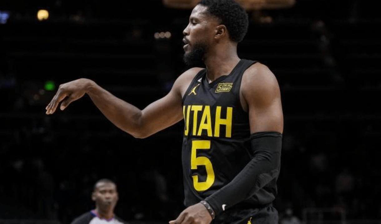 问鼎娱乐平台这也行？今晚犹他爵士临场应变丁俊晖怒砍56分，风云突变山东男篮关键时刻主帅复盘的简单介绍